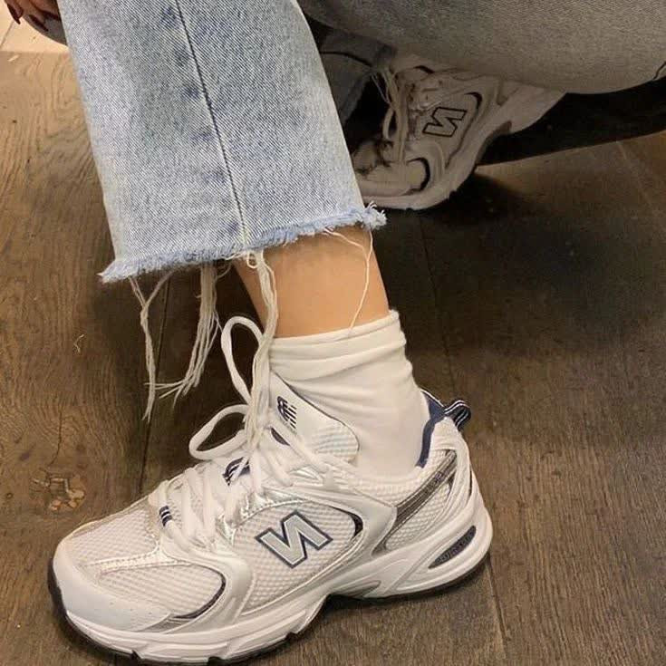 کفش اسپرت نیوبالانسnew balance 530