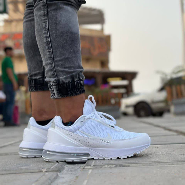 کفش اسپرت نایک ایرمکس پلاس سفیدnike air max pluse