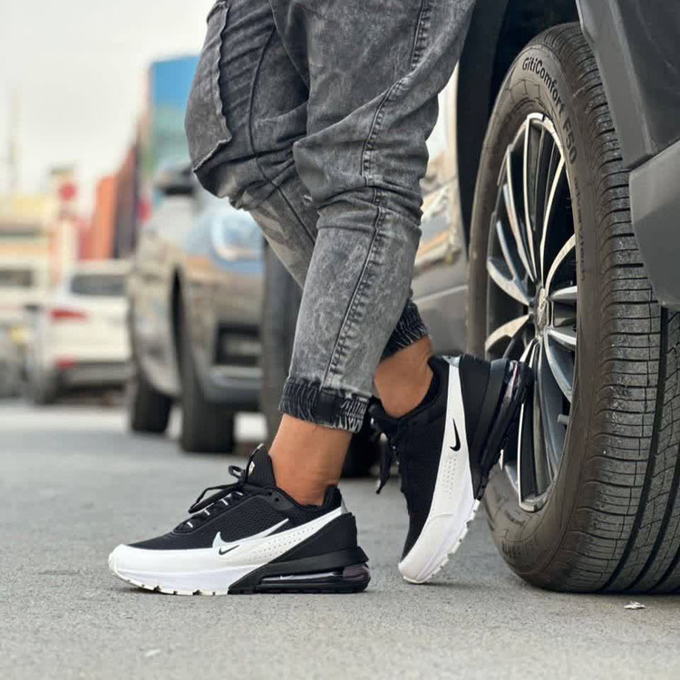 کفش اسپرت نایک ایرمکس پلاس nike air max pluse مشکی سفید