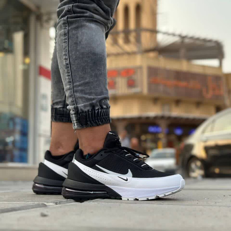 کفش اسپرت نایک ایرمکس پلاس nike air max pluse مشکی سفید